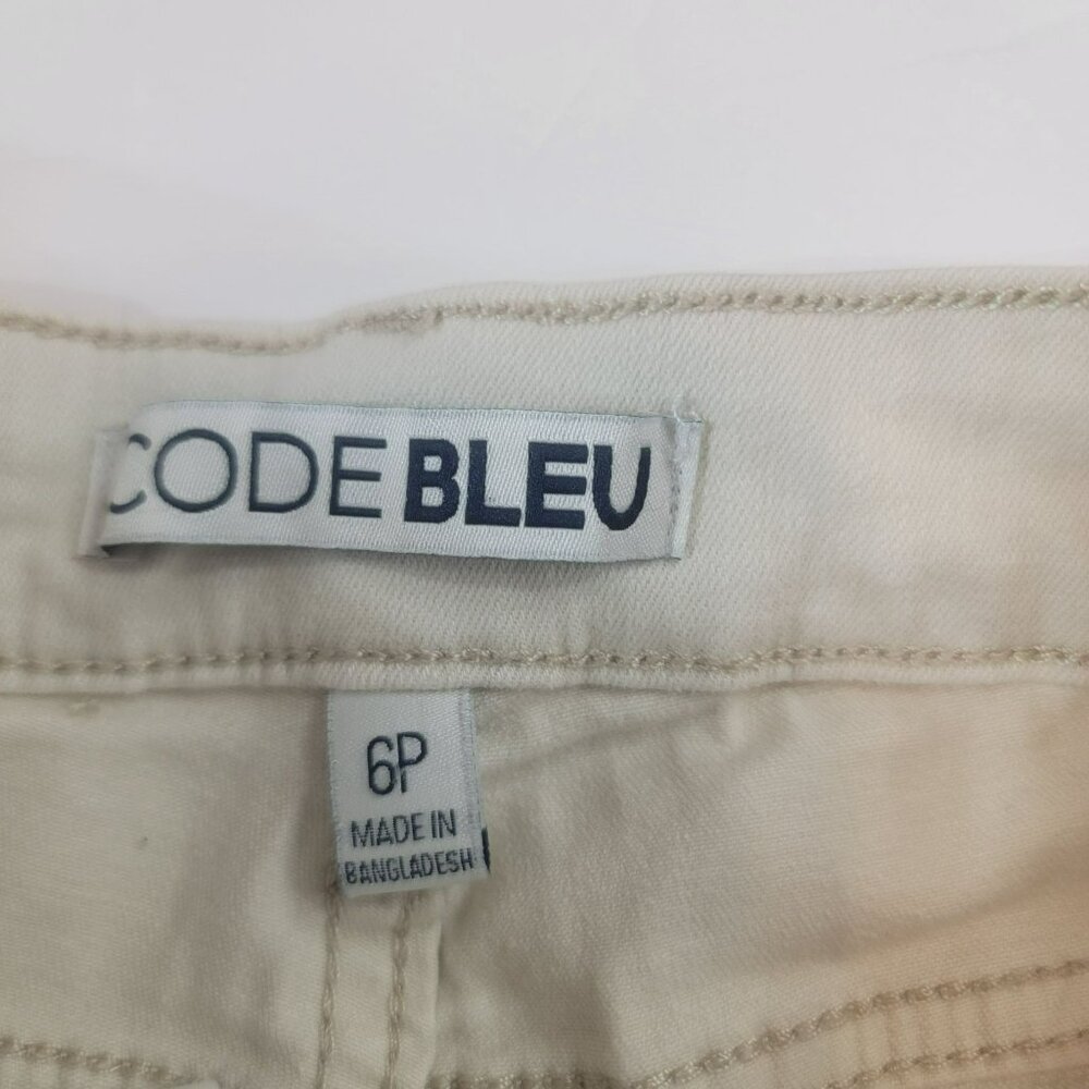 Code Bleu Bermuda Shorts, Women 6P, Cream, Denim, 5 Pocket Design, Low Rise, EUC - Picture 3 of 11